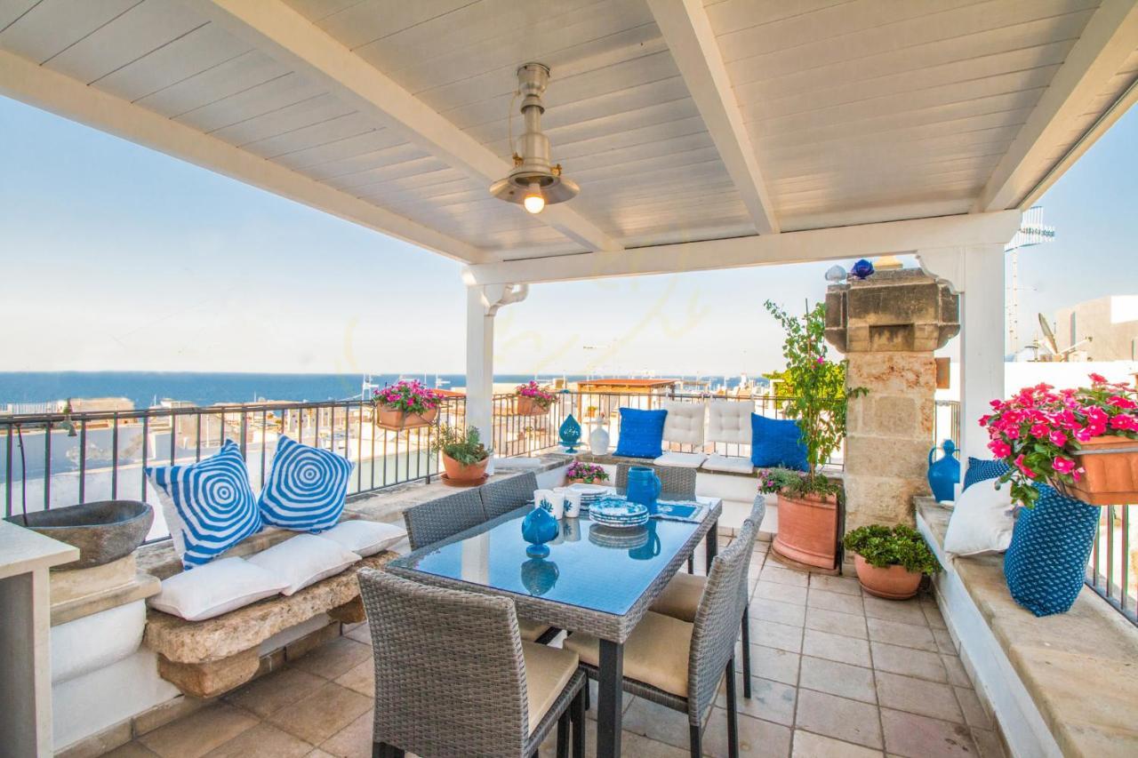 Td Casa Reina In The Historic Center With Terrace Apartment Polignano a Mare Luaran gambar